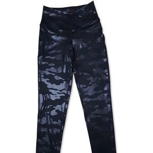 Jenni On Repeat Crossover-Waist Leggings, Black Shine Camo Sizes XS/S/XL/XXXL